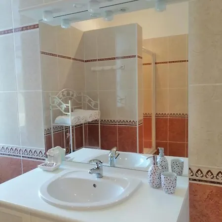 Vendégház Les Croque-notes, Et Table D'hotes